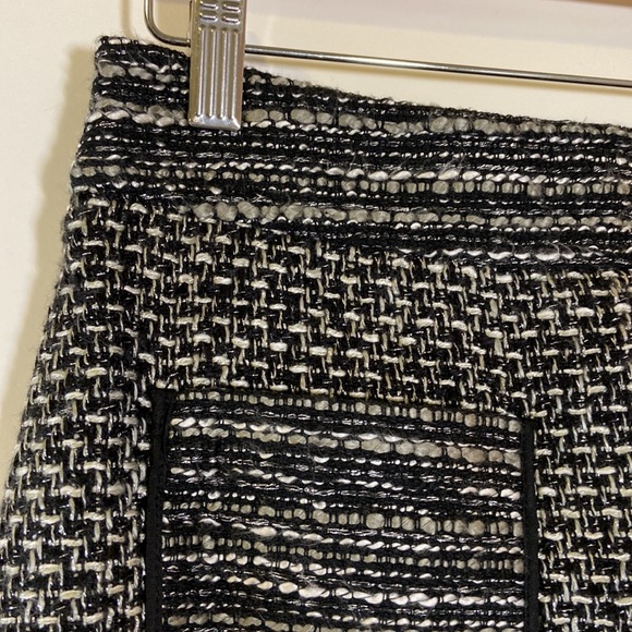 black & white tweed mini skirt w/ front pockets - Picture 5 of 8